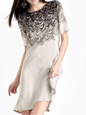 383. BCBGMAXAZRIA 100% SILK Neutral Short Sleeve Shift Dress with Feathered Yoke